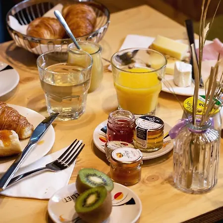 Gaston 3* Paris