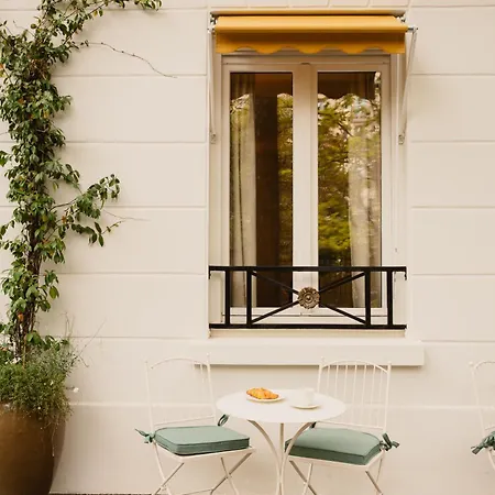 Blanca - Orso Hotel Paris