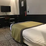 غاستون فندق باريس